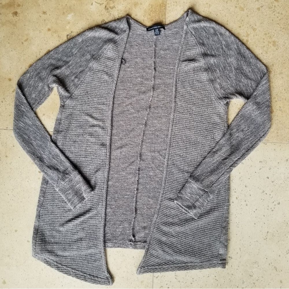 American Eagle Outfitters Lightweight Sweater (XS)